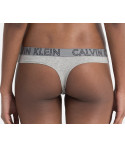 Calvin Klein kalhotky Tanga šedé QD3636