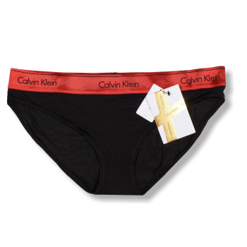 Calvin Klein klasické kalhotky Bikini s dárkovým štítkem