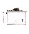 Calvin Klein dámská kožená peněženka clutch s řetízkem stříbrná