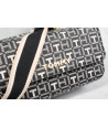 Tommy Hilfiger Dámská Kabelka Crossbody s Ikonickým Potiskem